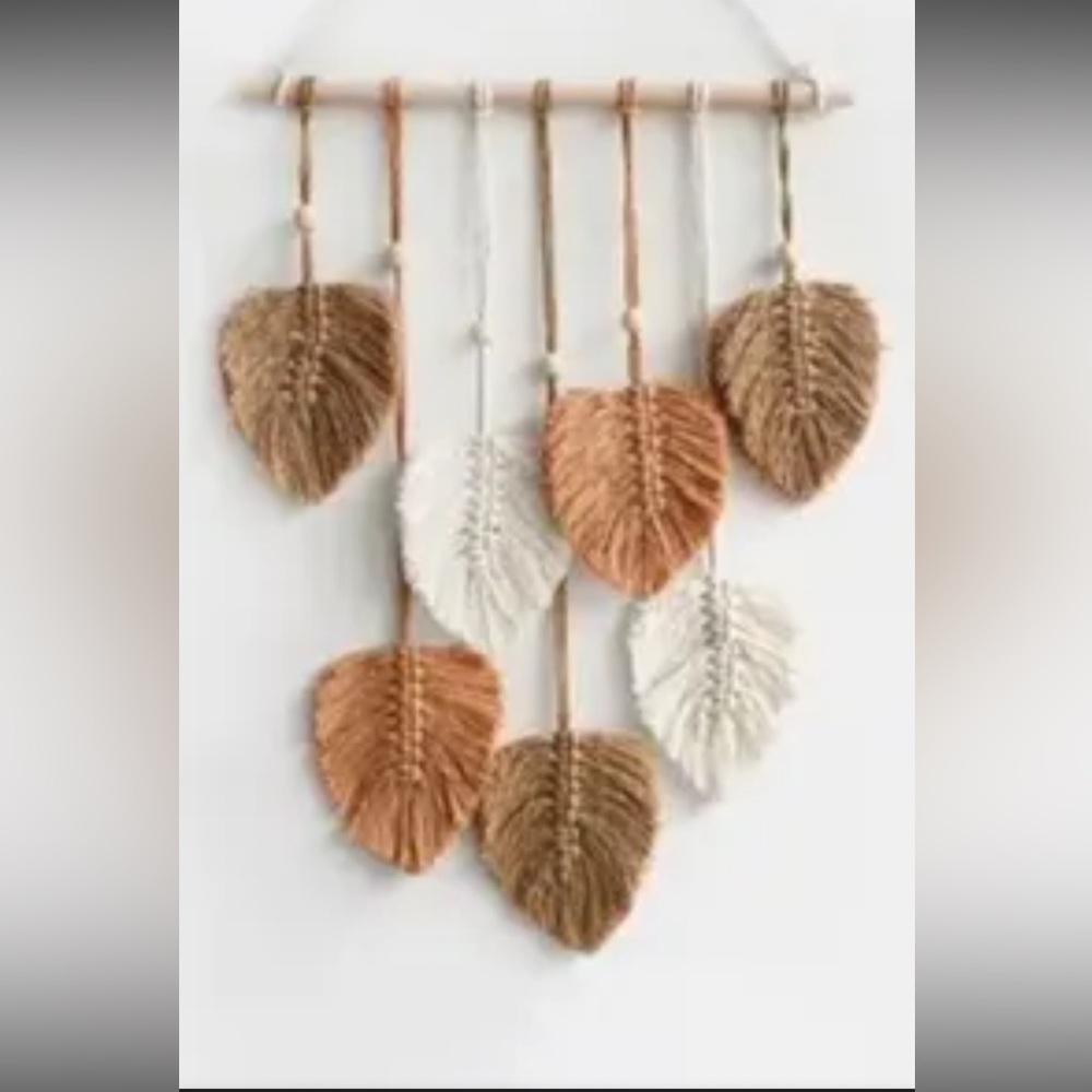 Boho Macrame Feather Wall Hanging:
Nature Inspired Yarn Art, macrame